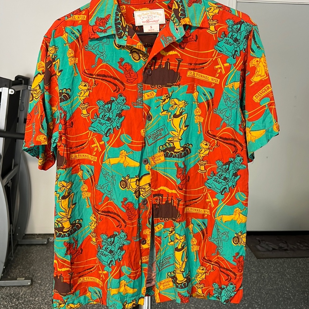 Disneyworld Mr toads wild ride limited edition shirt